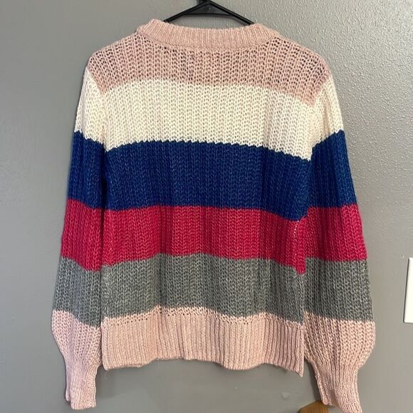 NWT Abercrombie & Fitch sweater - Picture 7 of 7